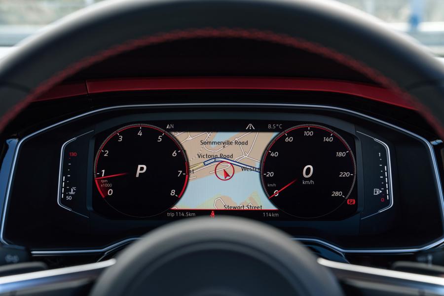 Панель приборов Volkswagen Polo GTI (Typ AW) 2018 года  (AU) (фото 27 из 40)